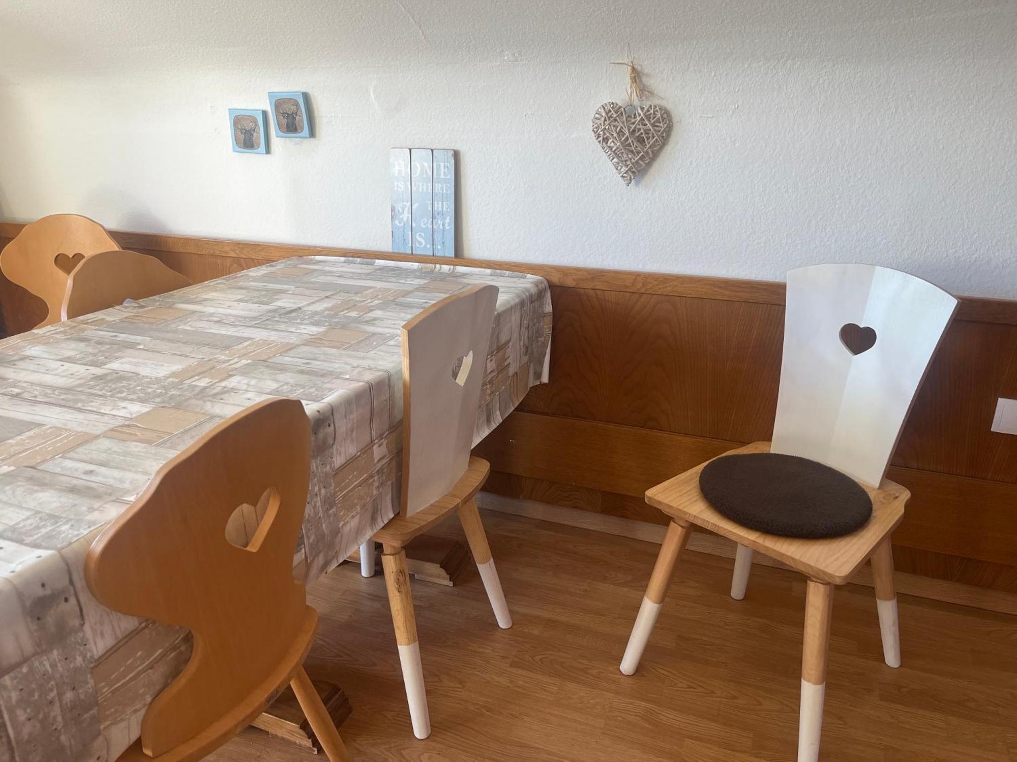 Ferienwohnungen Wellness Goldener Hahn Baiersbronn Zimmer foto