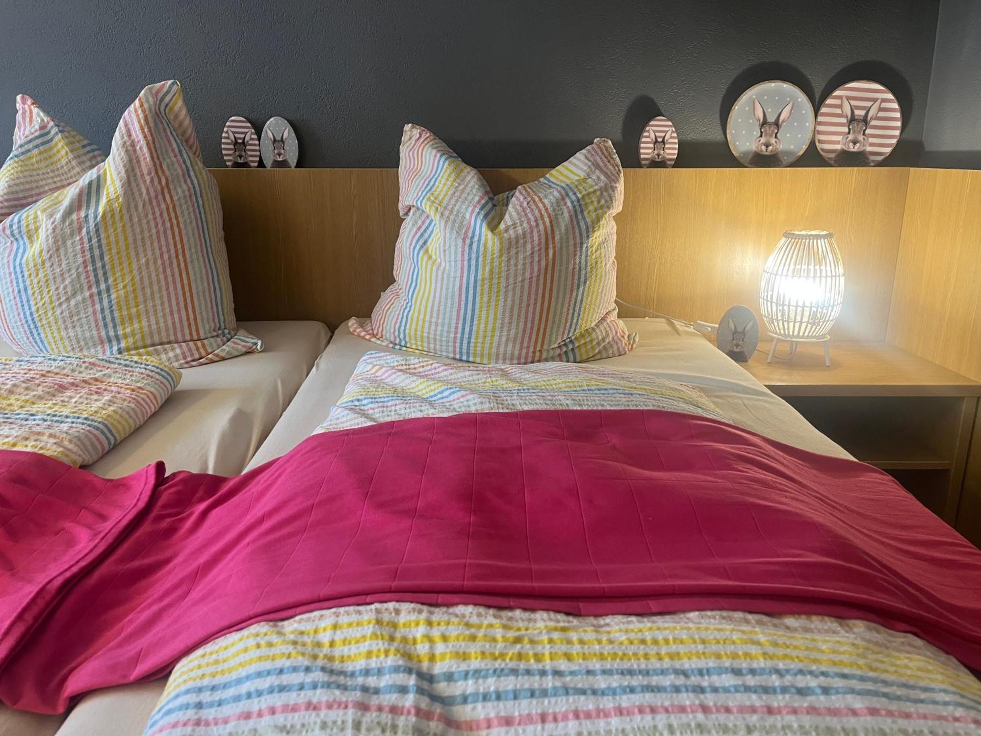 Ferienwohnungen Wellness Goldener Hahn Baiersbronn Zimmer foto