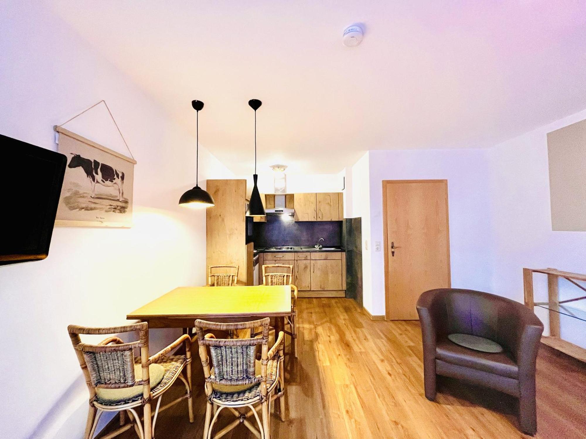 Ferienwohnungen Wellness Goldener Hahn Baiersbronn Zimmer foto